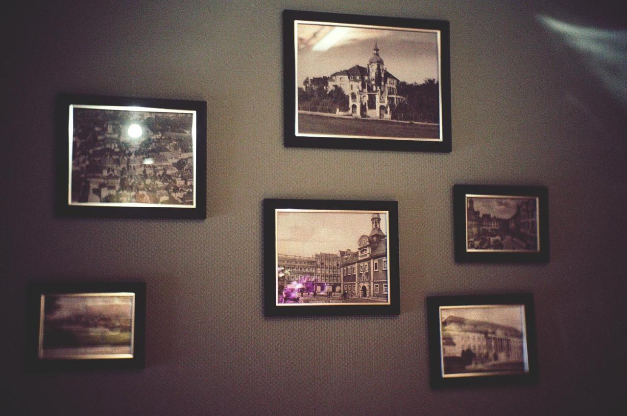 Apartsuites I Sorau Żary Eksteriør billede Photographs of the station in the 1930s