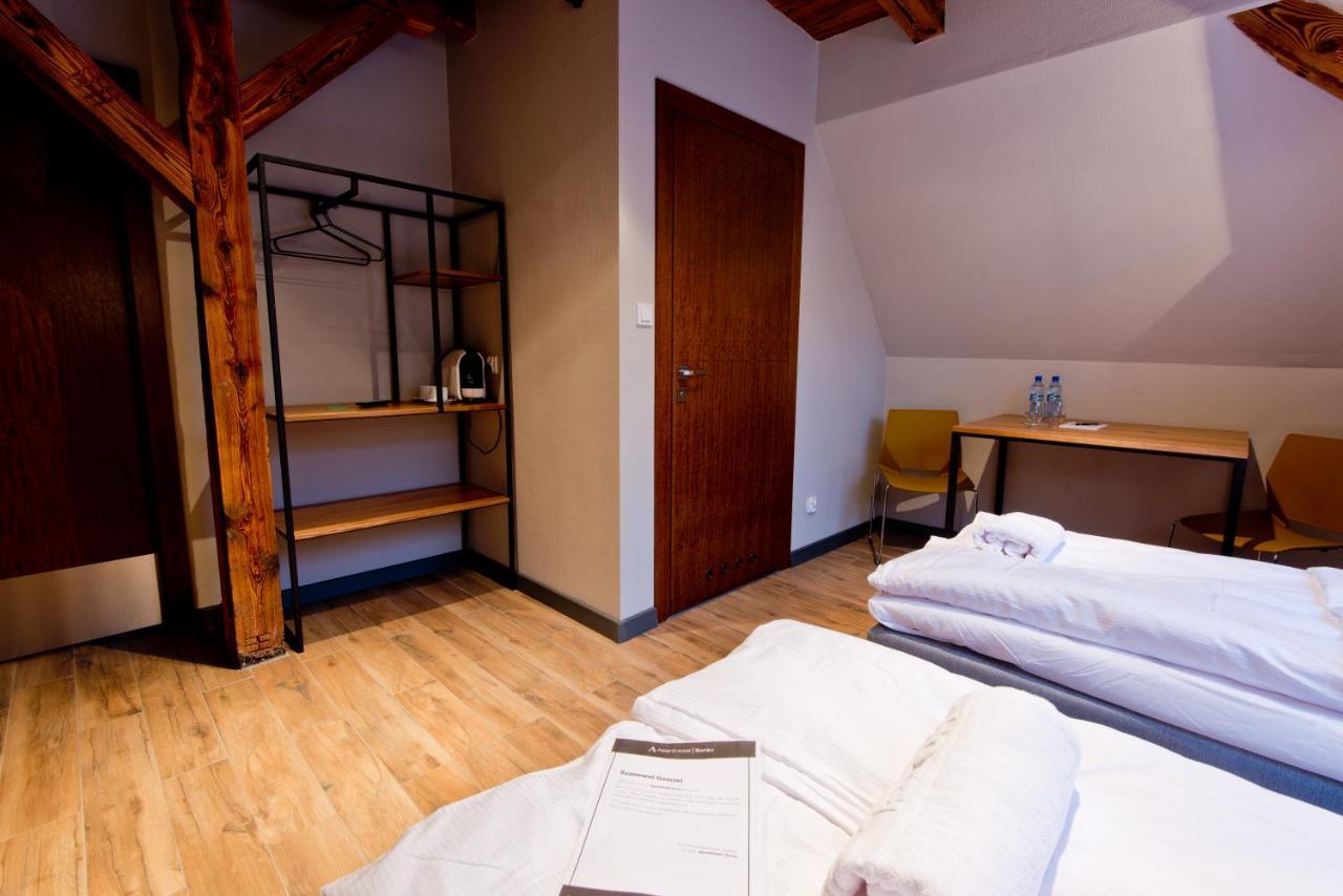 Apartsuites I Sorau Żary Eksteriør billede A room at the hotel