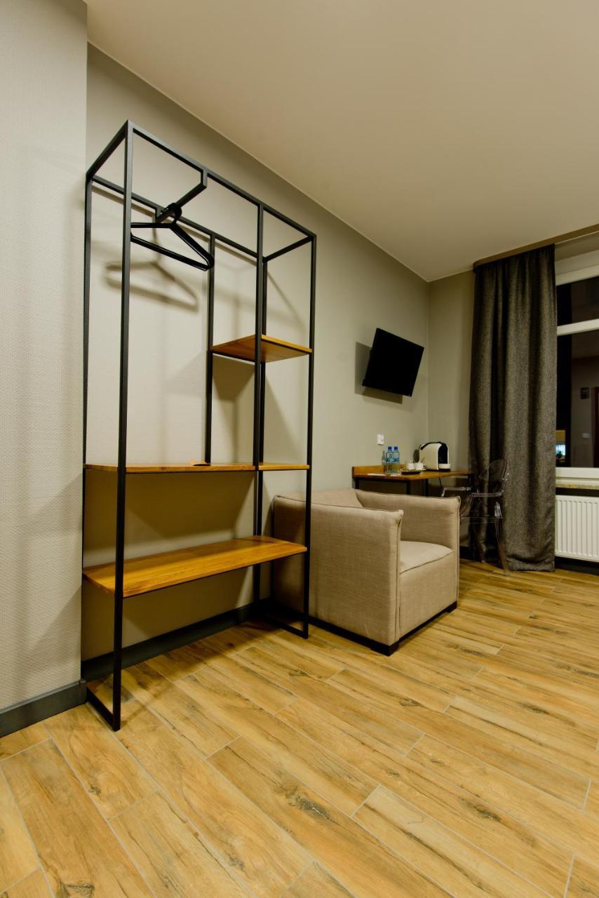 Apartsuites I Sorau Żary Eksteriør billede A room at the hotel