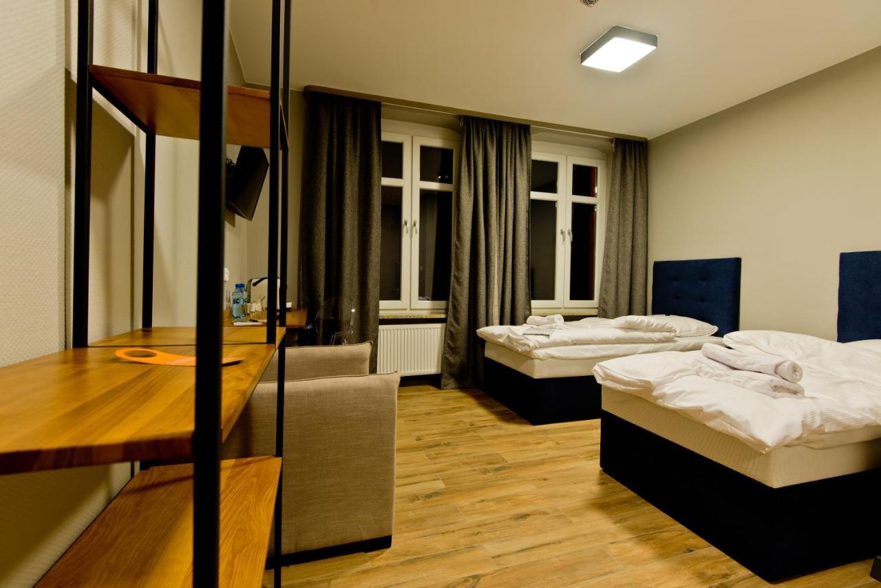 Apartsuites I Sorau Żary Eksteriør billede A room at the hotel