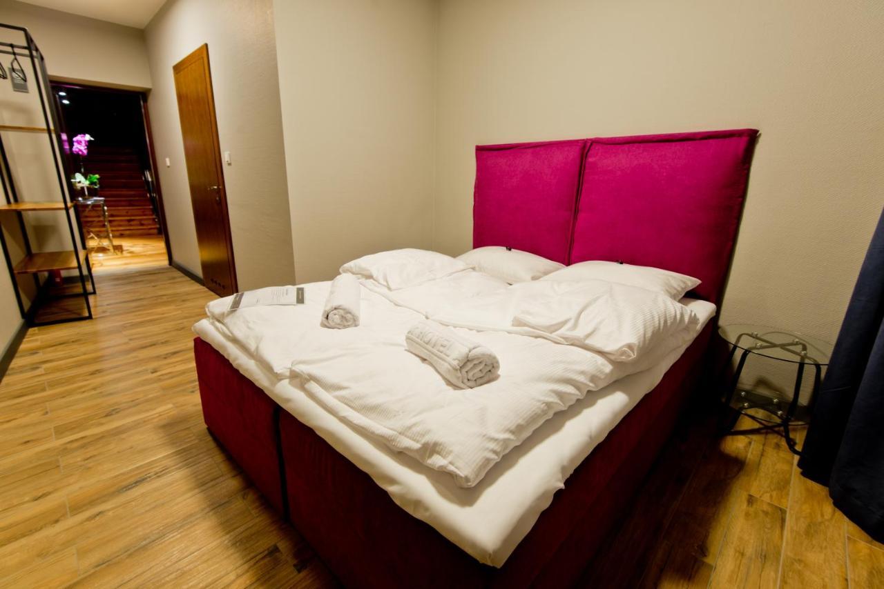 Apartsuites I Sorau Żary Eksteriør billede A room at the hotel